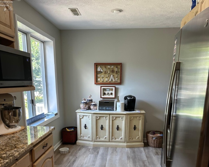 5784 Carl Street, Marblehead, 43440, 3 Bedrooms Bedrooms, ,2 BathroomsBathrooms,Residential,For Sale,Carl,20260625