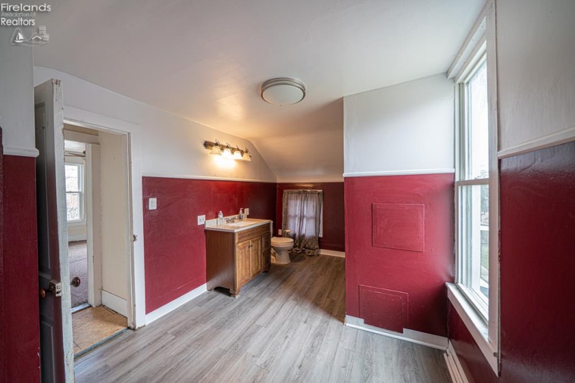 129 Mulberry, Clyde, 43410, ,1 BathroomBathrooms,Residential,For Sale,Mulberry,20260732