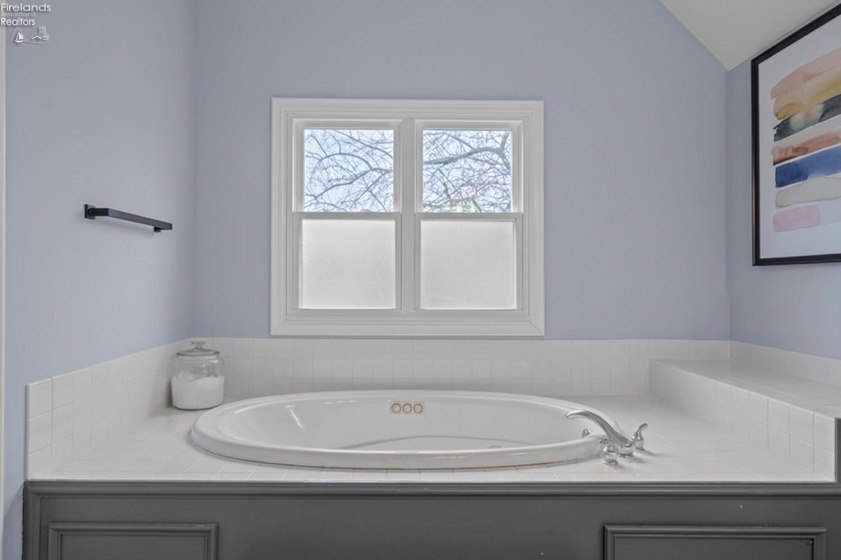 107 Keswick Court, Amherst, 44001, 4 Bedrooms Bedrooms, ,3 BathroomsBathrooms,Residential,For Sale,Keswick,20260734