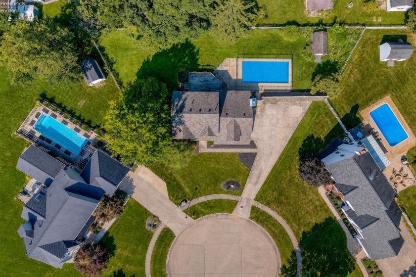 107 Keswick Court, Amherst, 44001, 4 Bedroom Bedrooms, ,3 BathroomBathrooms,Residential,For Sale,Keswick,20260734