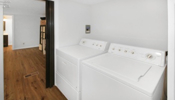 8452 Bayshore Road, Marblehead, 43440, 2 Bedrooms Bedrooms, ,2 BathroomsBathrooms,Residential,For Sale,Bayshore,20260736