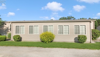 8452 Bayshore Road, Marblehead, 43440, 2 Bedrooms Bedrooms, ,2 BathroomsBathrooms,Residential,For Sale,Bayshore,20260736