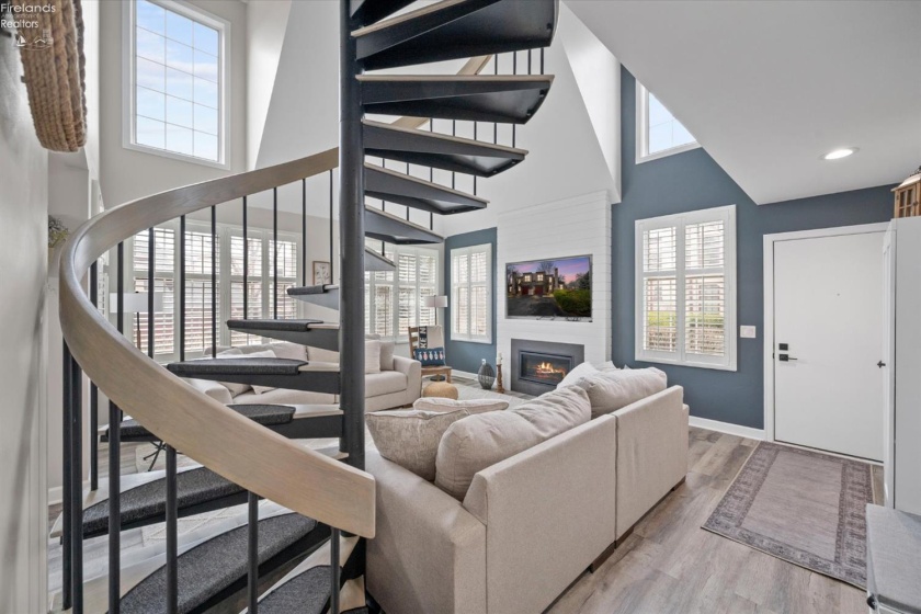 4370 Marin Woods, Port Clinton, 43452, 2 Bedrooms Bedrooms, ,3 BathroomsBathrooms,Residential,For Sale,Marin Woods,20260733