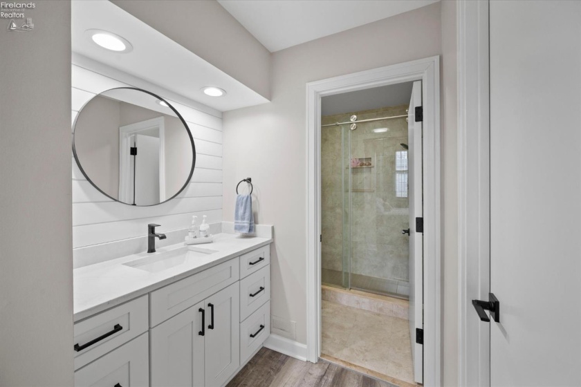 4370 Marin Woods, Port Clinton, 43452, 2 Bedrooms Bedrooms, ,3 BathroomsBathrooms,Residential,For Sale,Marin Woods,20260733