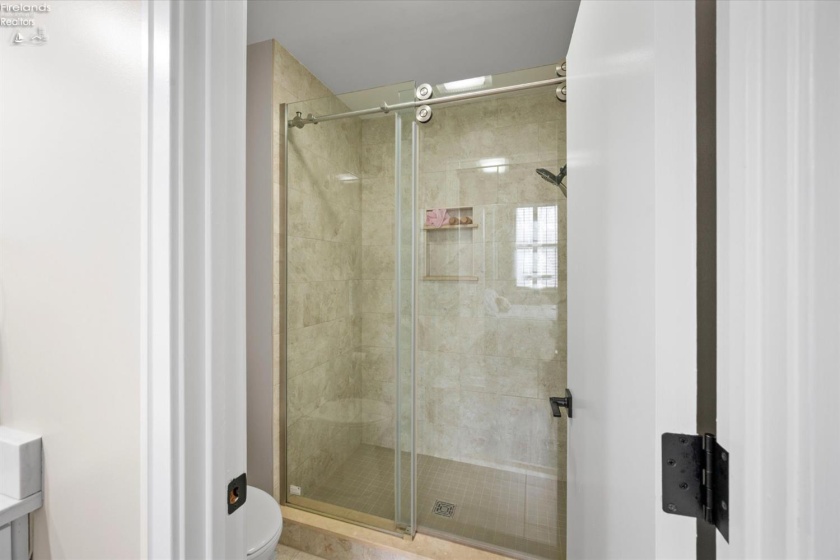 4370 Marin Woods, Port Clinton, 43452, 2 Bedrooms Bedrooms, ,3 BathroomsBathrooms,Residential,For Sale,Marin Woods,20260733