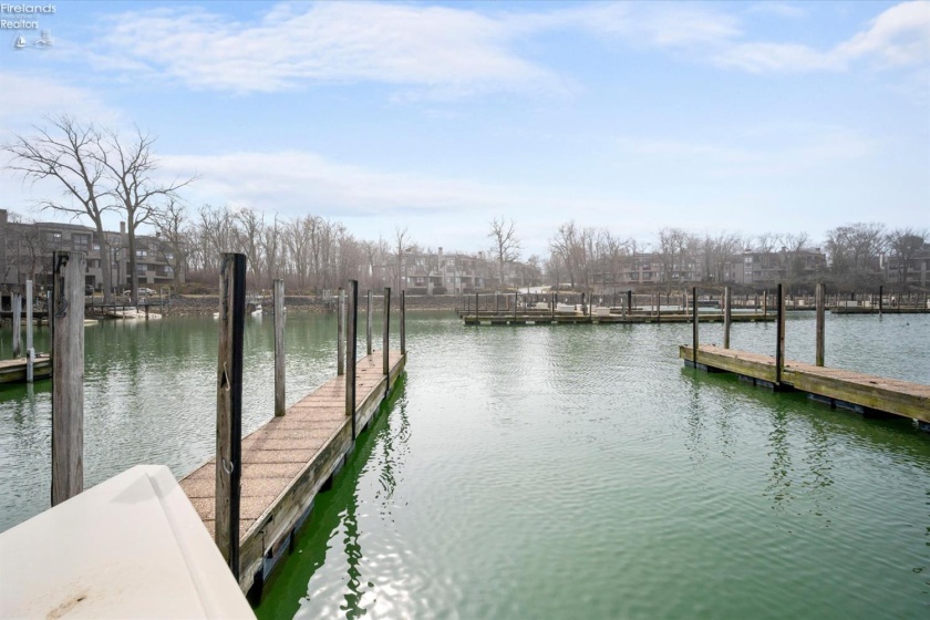 4370 Marin Woods, Port Clinton, 43452, 2 Bedrooms Bedrooms, ,3 BathroomsBathrooms,Residential,For Sale,Marin Woods,20260733