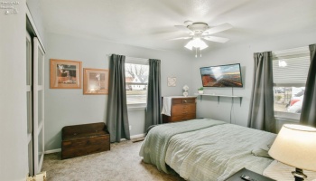 614 Clinton Street, Port Clinton, 43452, 3 Bedrooms Bedrooms, ,1 BathroomBathrooms,Residential,For Sale,Clinton,20260742