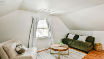 614 Clinton Street, Port Clinton, 43452, 3 Bedrooms Bedrooms, ,1 BathroomBathrooms,Residential,For Sale,Clinton,20260742