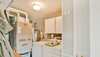 614 Clinton Street, Port Clinton, 43452, 3 Bedrooms Bedrooms, ,1 BathroomBathrooms,Residential,For Sale,Clinton,20260742