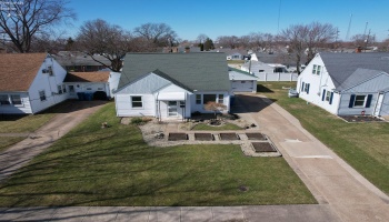 614 Clinton Street, Port Clinton, 43452, 3 Bedrooms Bedrooms, ,1 BathroomBathrooms,Residential,For Sale,Clinton,20260742