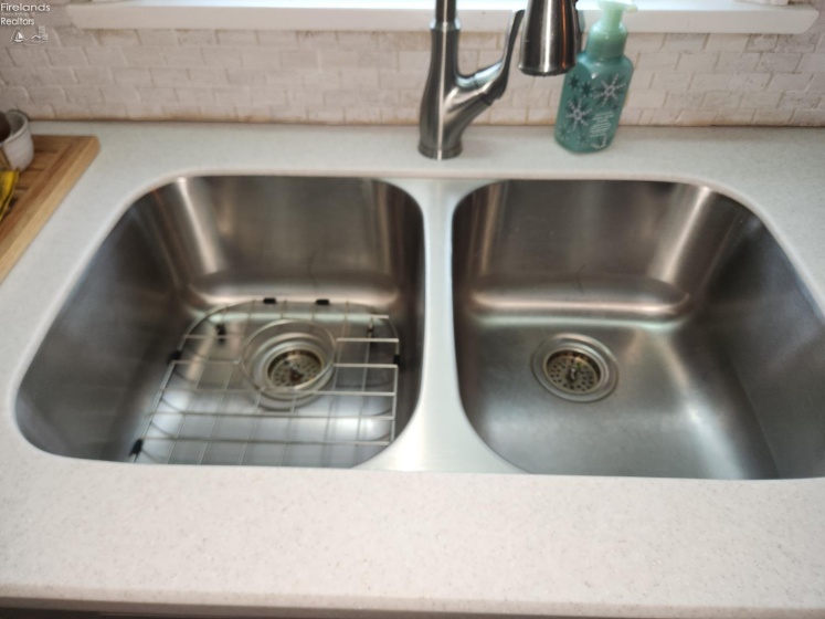 535 Wilbor Ave, Huron, 44839, 3 Bedrooms Bedrooms, ,1 BathroomBathrooms,Residential,For Sale,Wilbor Ave,20260669