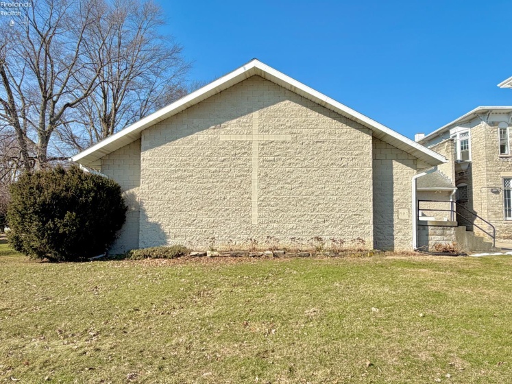 400 Southwest Street, Bellevue, 44811, 7 Bedrooms Bedrooms, ,4 BathroomsBathrooms,Residential,For Sale,Southwest,20260418