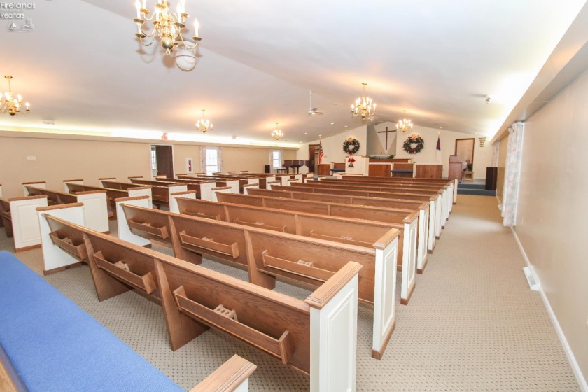 400 Southwest Street, Bellevue, 44811, 7 Bedrooms Bedrooms, ,4 BathroomsBathrooms,Residential,For Sale,Southwest,20260418