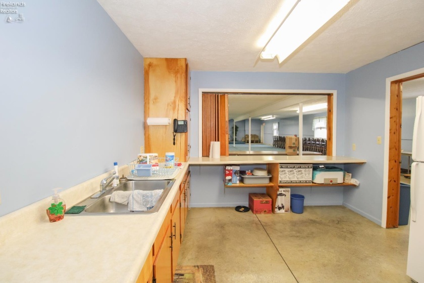 400 Southwest Street, Bellevue, 44811, 7 Bedrooms Bedrooms, ,4 BathroomsBathrooms,Residential,For Sale,Southwest,20260418