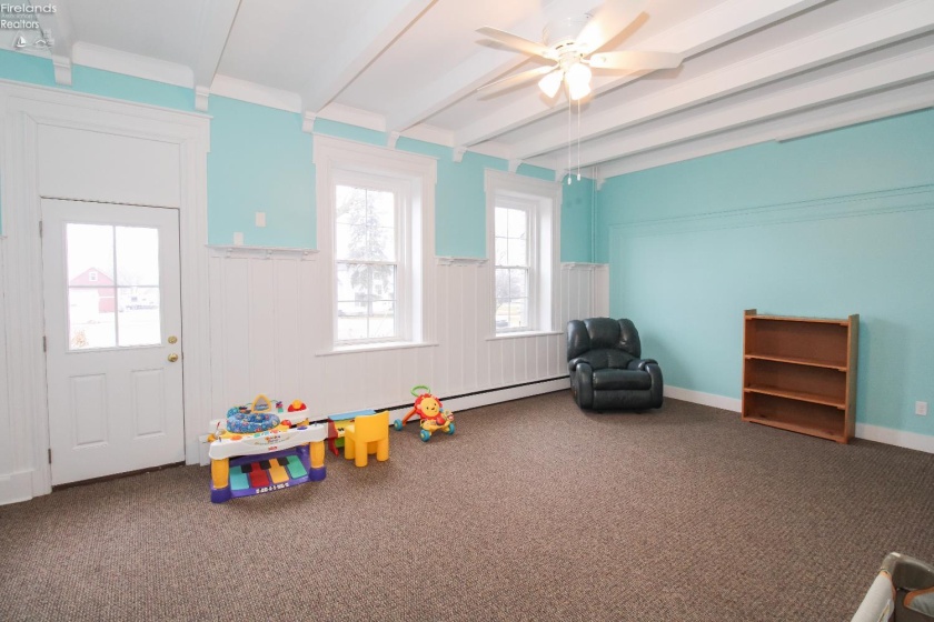 400 Southwest Street, Bellevue, 44811, 7 Bedrooms Bedrooms, ,4 BathroomsBathrooms,Residential,For Sale,Southwest,20260418