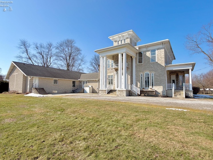 400 Southwest Street, Bellevue, 44811, 7 Bedrooms Bedrooms, ,4 BathroomsBathrooms,Residential,For Sale,Southwest,20260418