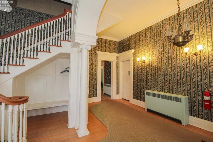 400 Southwest Street, Bellevue, 44811, 7 Bedrooms Bedrooms, ,4 BathroomsBathrooms,Residential,For Sale,Southwest,20260418