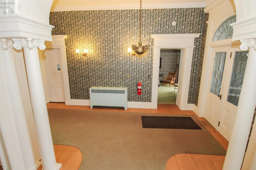 400 Southwest Street, Bellevue, 44811, 7 Bedrooms Bedrooms, ,4 BathroomsBathrooms,Residential,For Sale,Southwest,20260418