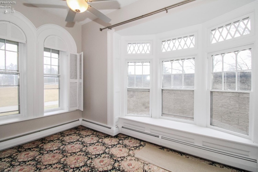 400 Southwest Street, Bellevue, 44811, 7 Bedrooms Bedrooms, ,4 BathroomsBathrooms,Residential,For Sale,Southwest,20260418