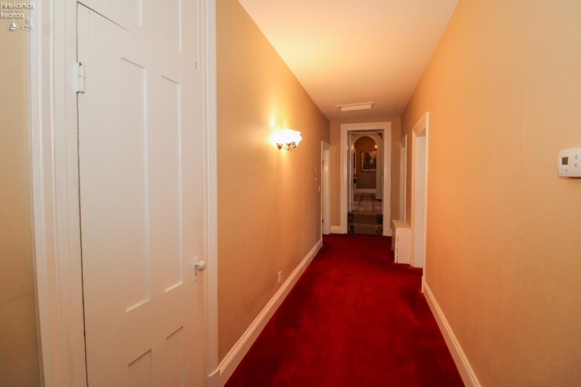 400 Southwest Street, Bellevue, 44811, 7 Bedrooms Bedrooms, ,4 BathroomsBathrooms,Residential,For Sale,Southwest,20260418