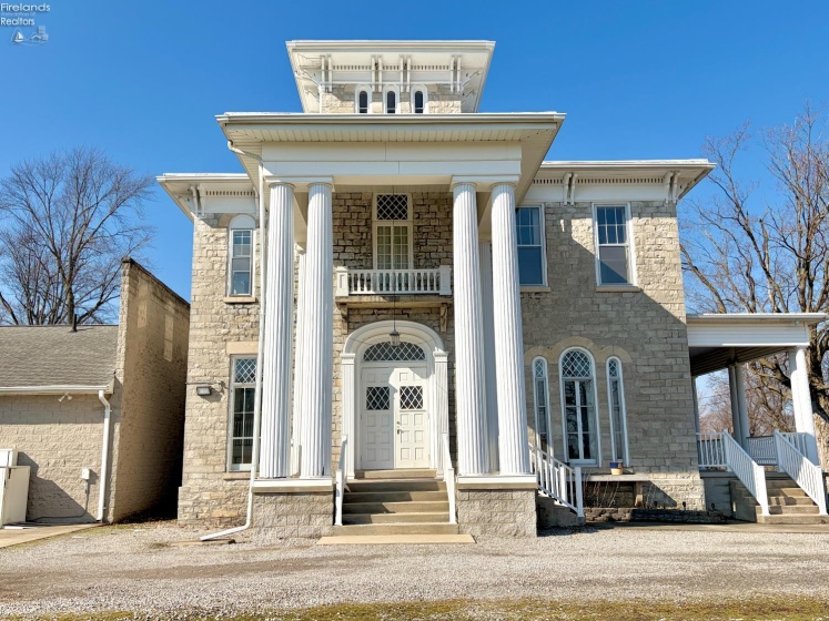 400 Southwest Street, Bellevue, 44811, 7 Bedrooms Bedrooms, ,4 BathroomsBathrooms,Residential,For Sale,Southwest,20260418