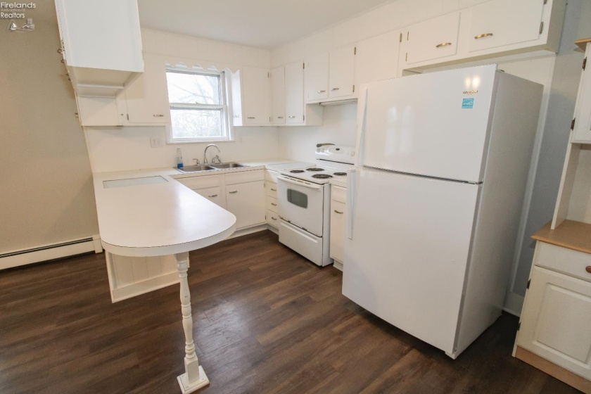 400 Southwest Street, Bellevue, 44811, 7 Bedrooms Bedrooms, ,4 BathroomsBathrooms,Residential,For Sale,Southwest,20260418