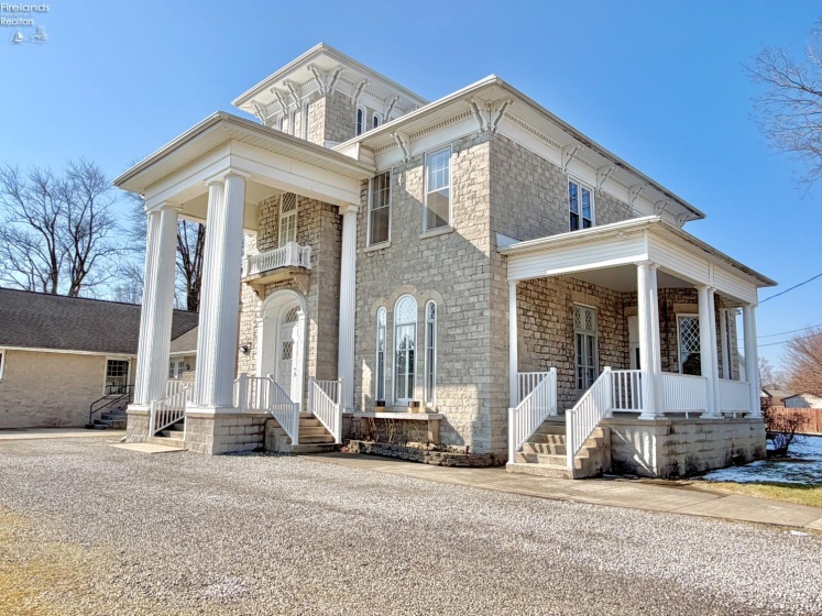 400 Southwest Street, Bellevue, 44811, 7 Bedrooms Bedrooms, ,4 BathroomsBathrooms,Residential,For Sale,Southwest,20260418