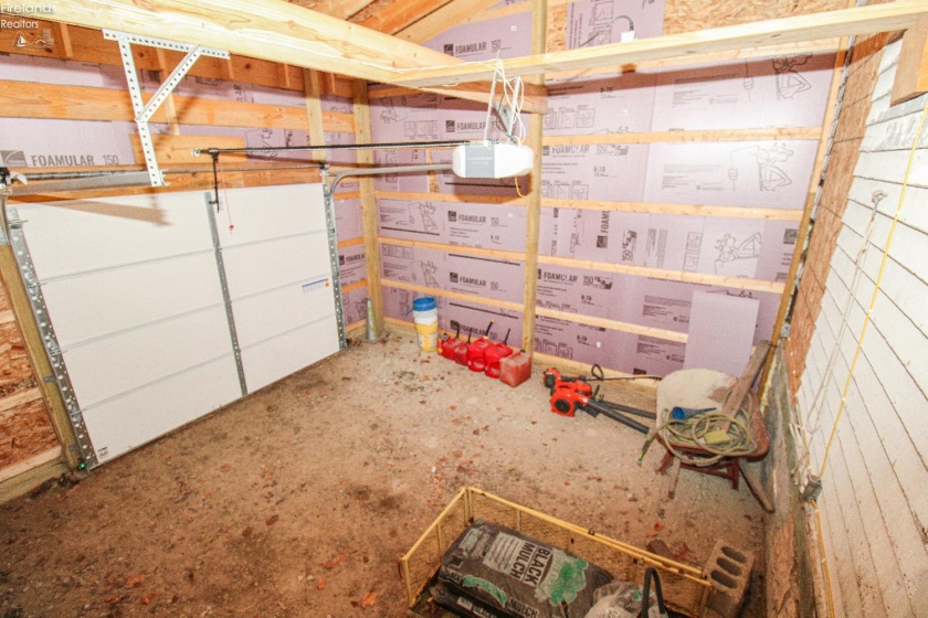 400 Southwest Street, Bellevue, 44811, 7 Bedrooms Bedrooms, ,4 BathroomsBathrooms,Residential,For Sale,Southwest,20260418