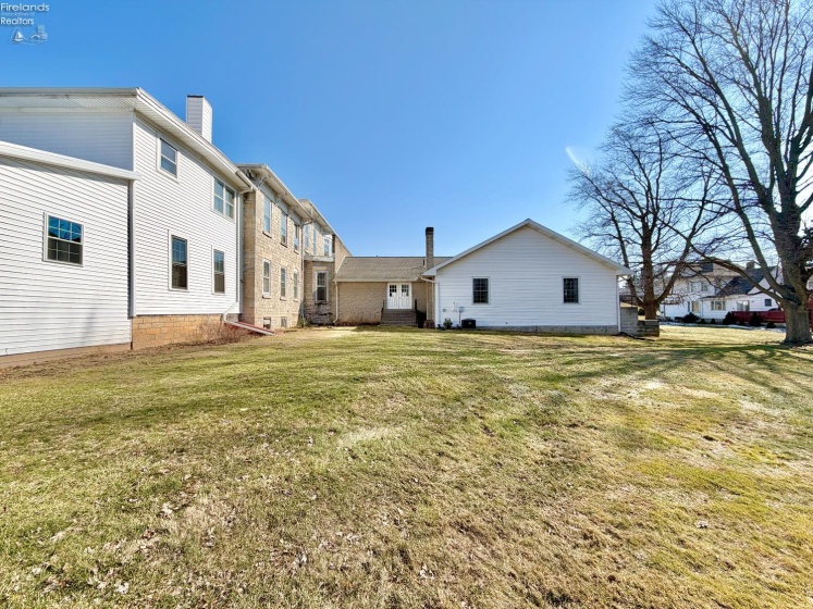 400 Southwest Street, Bellevue, 44811, 7 Bedrooms Bedrooms, ,4 BathroomsBathrooms,Residential,For Sale,Southwest,20260418