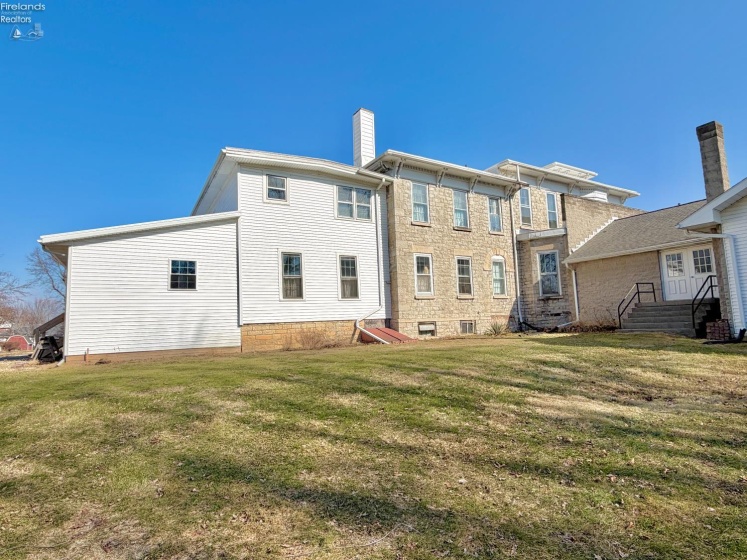 400 Southwest Street, Bellevue, 44811, 7 Bedrooms Bedrooms, ,4 BathroomsBathrooms,Residential,For Sale,Southwest,20260418