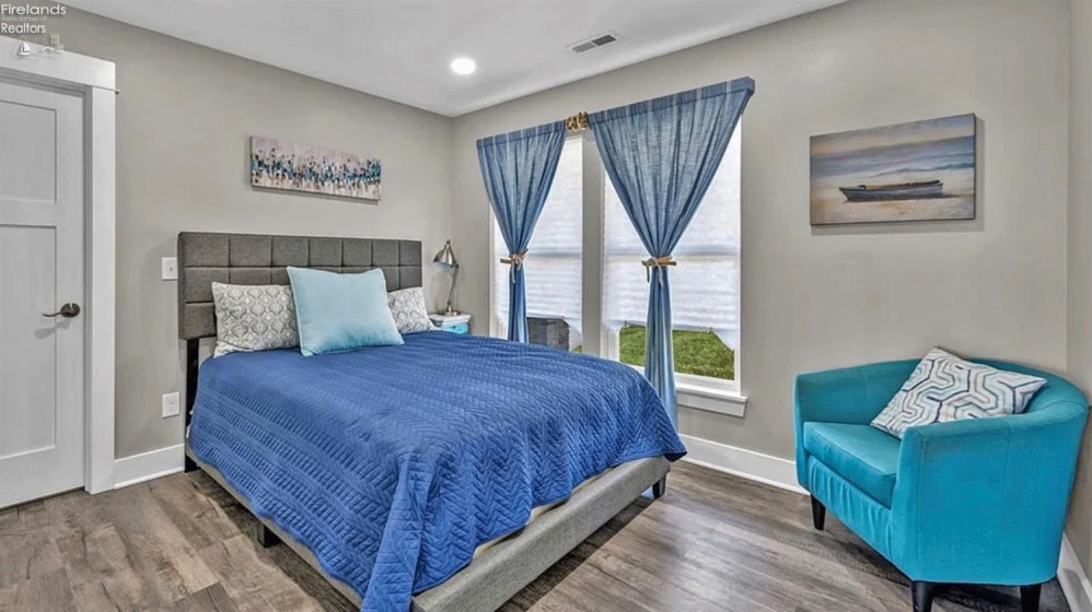 104 East Point, Kelleys Island, 43438, 4 Bedrooms Bedrooms, ,3 BathroomsBathrooms,Residential,For Sale,East Point,20260748