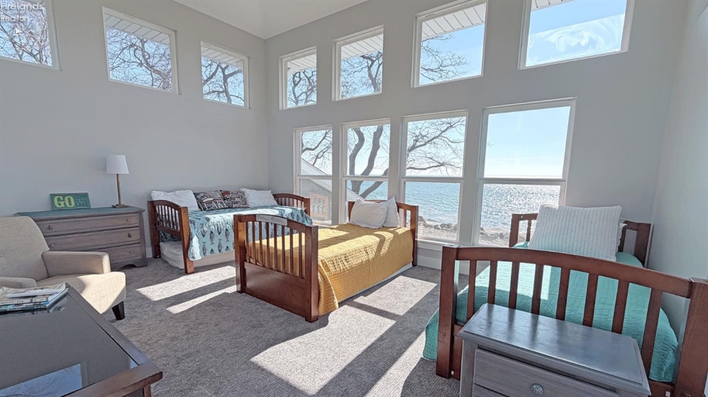 104 East Point, Kelleys Island, 43438, 4 Bedrooms Bedrooms, ,3 BathroomsBathrooms,Residential,For Sale,East Point,20260748