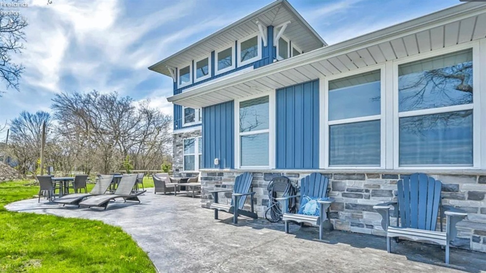 104 East Point, Kelleys Island, 43438, 4 Bedrooms Bedrooms, ,3 BathroomsBathrooms,Residential,For Sale,East Point,20260748