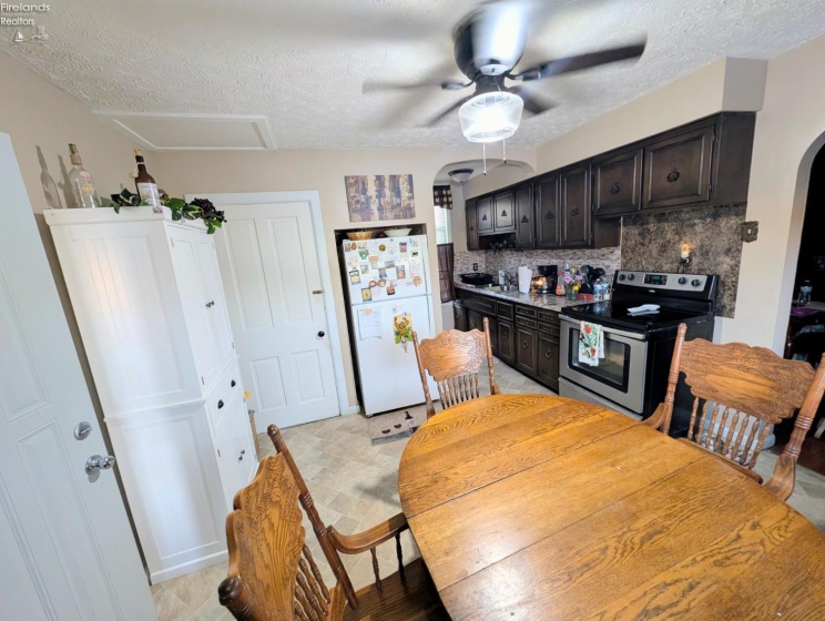 1016 HAYES Avenue, Sandusky, 44870, 5 Bedrooms Bedrooms, ,2 BathroomsBathrooms,Residential,For Sale,HAYES,20260745