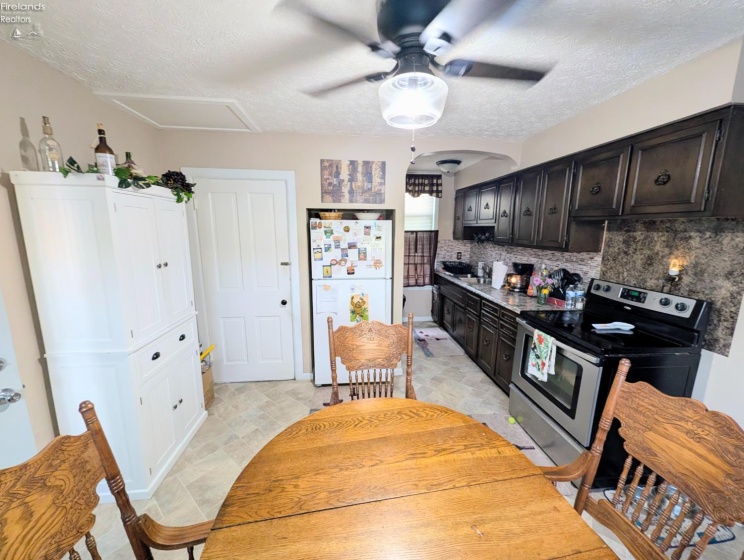 1016 HAYES Avenue, Sandusky, 44870, 5 Bedrooms Bedrooms, ,2 BathroomsBathrooms,Residential,For Sale,HAYES,20260745