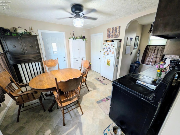 1016 HAYES Avenue, Sandusky, 44870, 5 Bedrooms Bedrooms, ,2 BathroomsBathrooms,Residential,For Sale,HAYES,20260745