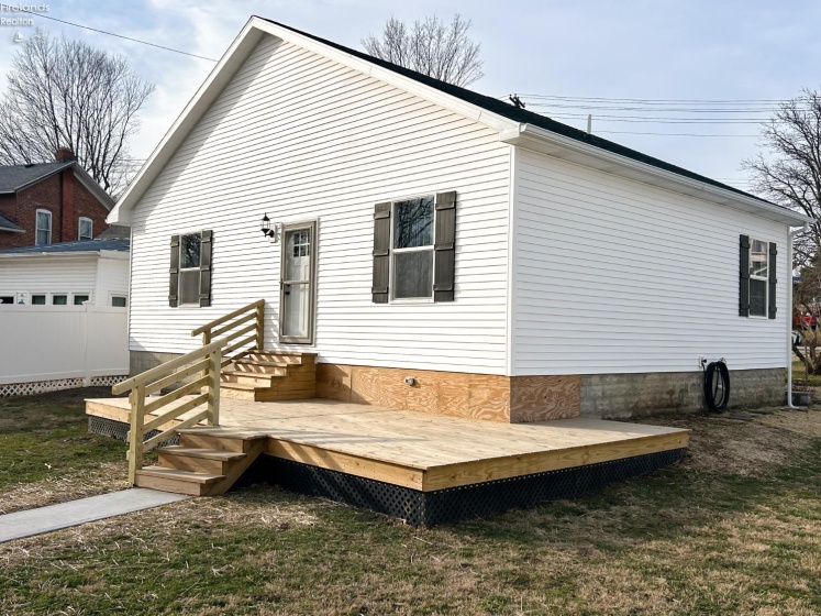 335 Benner Street, Tiffin, 44883, 3 Bedrooms Bedrooms, ,2 BathroomsBathrooms,Residential,For Sale,Benner,20260741