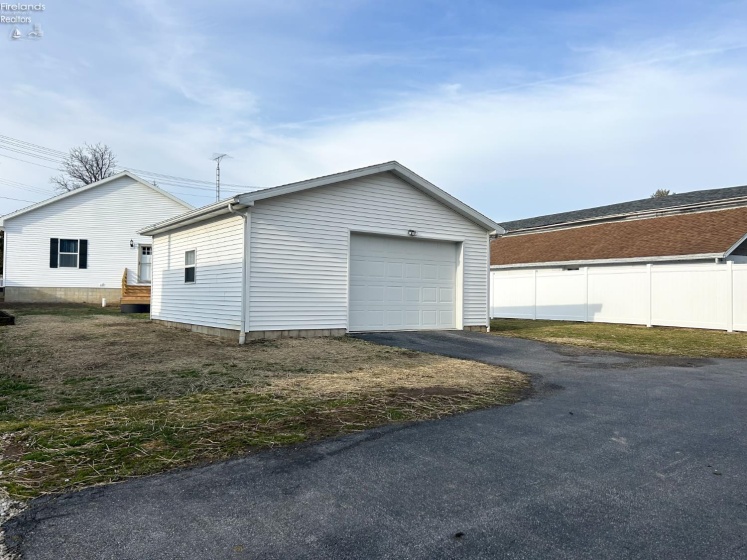 335 Benner Street, Tiffin, 44883, 3 Bedrooms Bedrooms, ,2 BathroomsBathrooms,Residential,For Sale,Benner,20260741