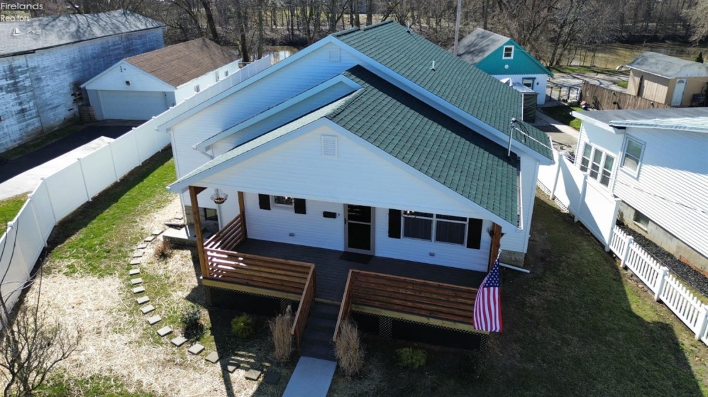 335 Benner Street, Tiffin, 44883, 3 Bedrooms Bedrooms, ,2 BathroomsBathrooms,Residential,For Sale,Benner,20260741