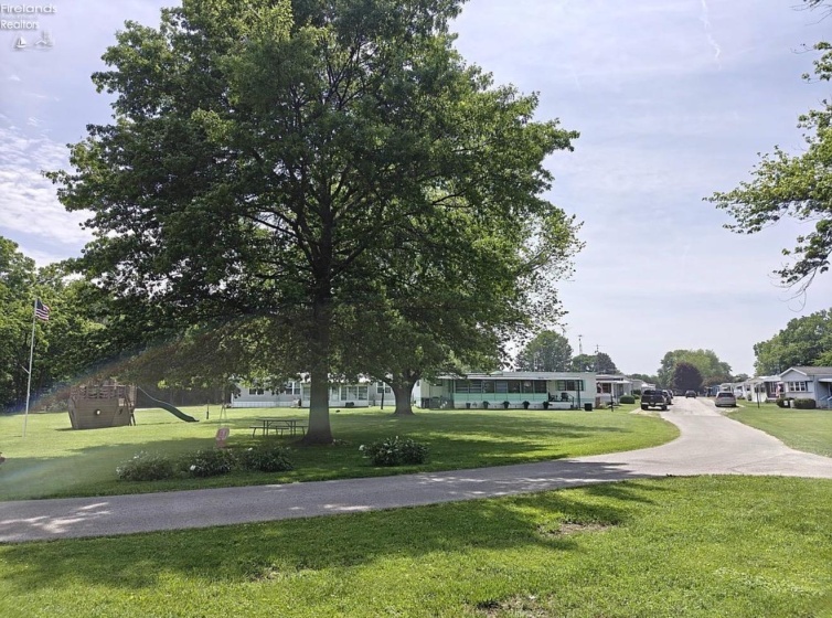 3575 Catawba Road, Port Clinton, 43452, 2 Bedrooms Bedrooms, ,1 BathroomBathrooms,Residential,For Sale,Catawba,20260749