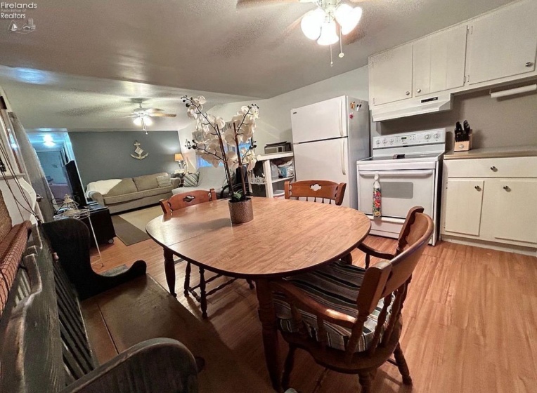 3575 Catawba Road, Port Clinton, 43452, 2 Bedrooms Bedrooms, ,1 BathroomBathrooms,Residential,For Sale,Catawba,20260749