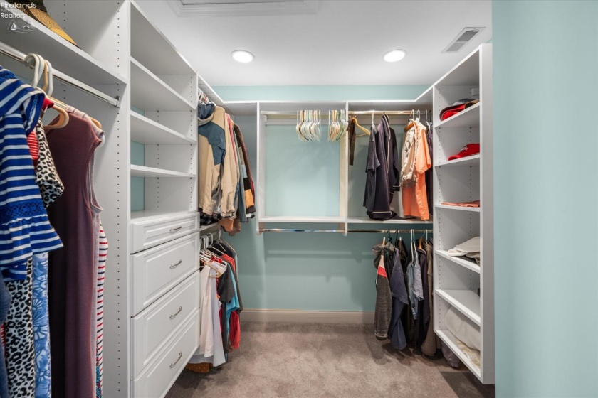 2511 Sand Road, Port Clinton, 43452, 7 Bedrooms Bedrooms, ,9 BathroomsBathrooms,Residential,For Sale,Sand,20260555