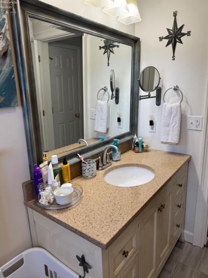 311 Walnut Street, Port Clinton, 43452, 3 Bedrooms Bedrooms, ,2 BathroomsBathrooms,Residential,For Sale,Walnut,20260750