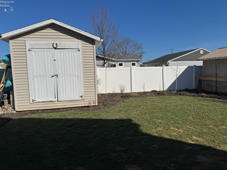 311 Walnut Street, Port Clinton, 43452, 3 Bedrooms Bedrooms, ,2 BathroomsBathrooms,Residential,For Sale,Walnut,20260750