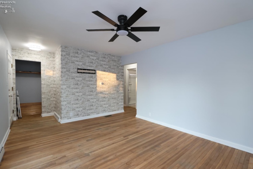 21 Franklin Avenue, Shelby, 44875, 2 Bedrooms Bedrooms, ,1 BathroomBathrooms,Residential,For Sale,Franklin,20260585