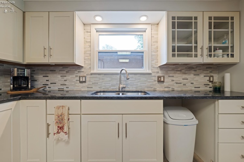 2350 Sand Road, Port Clinton, 43452, 3 Bedrooms Bedrooms, ,2 BathroomsBathrooms,Residential,For Sale,Sand,20253571