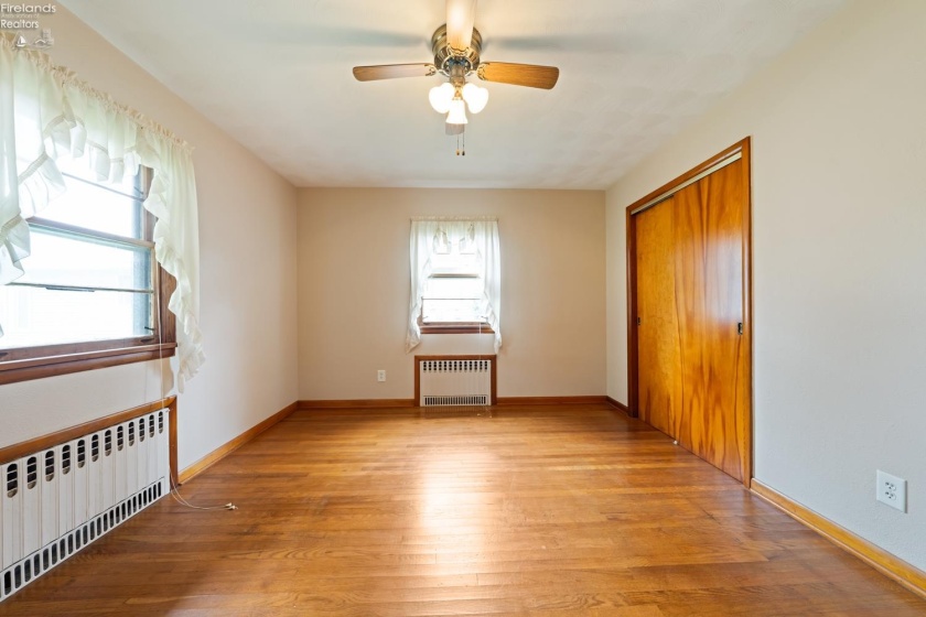 2350 Sand Road, Port Clinton, 43452, 3 Bedrooms Bedrooms, ,2 BathroomsBathrooms,Residential,For Sale,Sand,20253571