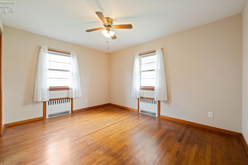 2350 Sand Road, Port Clinton, 43452, 3 Bedrooms Bedrooms, ,2 BathroomsBathrooms,Residential,For Sale,Sand,20253571