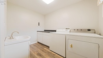 2350 Sand Road, Port Clinton, 43452, 3 Bedrooms Bedrooms, ,2 BathroomsBathrooms,Residential,For Sale,Sand,20253571 2350 Sand Road, Port Clinton, 43452, 3 Bedrooms Bedrooms, ,2 BathroomsBathrooms,Residential,For Sale,Sand,20253571