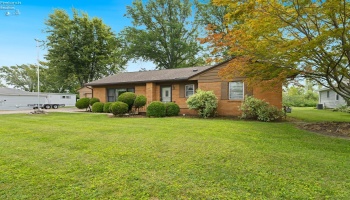 2350 Sand Road, Port Clinton, 43452, 3 Bedrooms Bedrooms, ,2 BathroomsBathrooms,Residential,For Sale,Sand,20253571 2350 Sand Road, Port Clinton, 43452, 3 Bedrooms Bedrooms, ,2 BathroomsBathrooms,Residential,For Sale,Sand,20253571